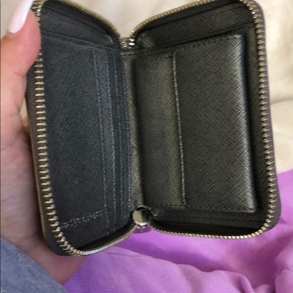 Michael Kors Mirror Metallic Handbag and wallet - Picture 3 of 6